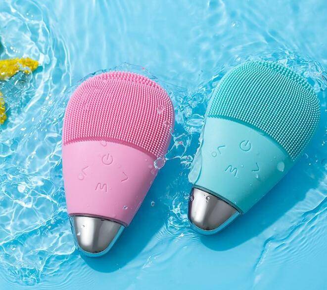 NUVÉL | Electric Facial Brush (Deep Cleansing + Gentleness)